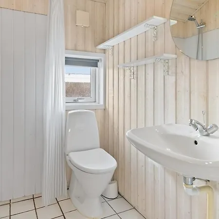 Lakolk 152 Feriehus Romo