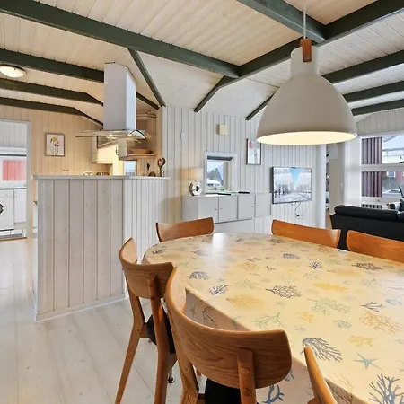Lakolk 152 Feriehus Romo